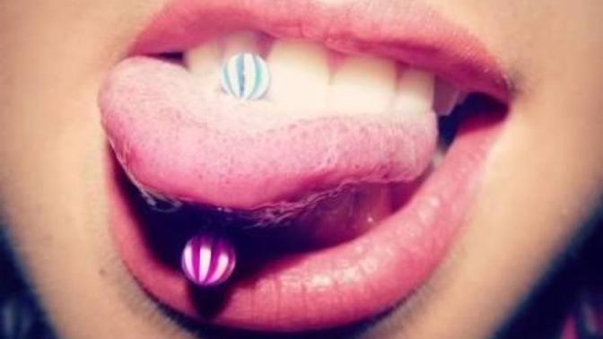 Dil piercing mi smiley piercing mi?