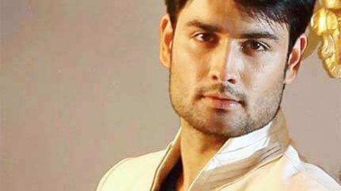 Vivian dsena yakışıklı mı?