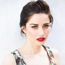Kızlar, Özge Gürel hakkında ne düşünüyorsunuz?