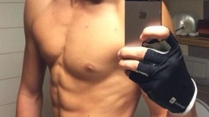 Kaslı erkekler çok seksi değil mi?