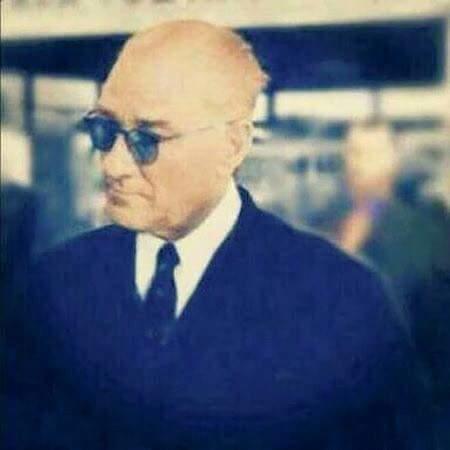 Kemal Atatürk yakışıklı,karizmatik midir?(Resimli)?