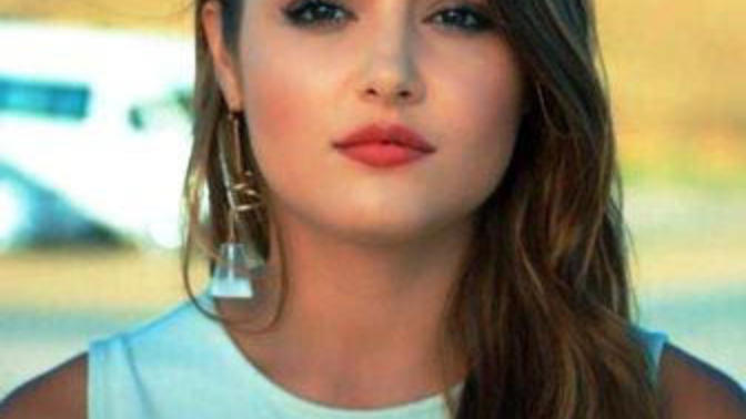 Hande Erçel mi Gizem Güven mi?