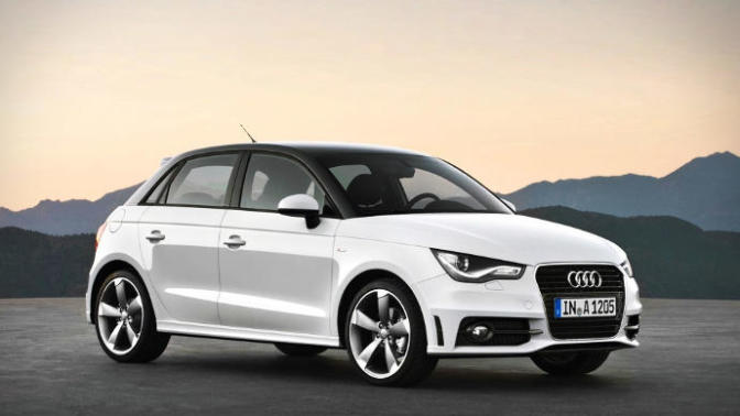 Arkadaşlar ! Audi A1 sportback beyaz mı?  ya da  Audi A3 siyah mı?