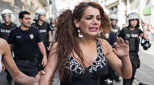 Trans Ne Demek? Trans Kadın, Travesti Anlamları Nedir?
