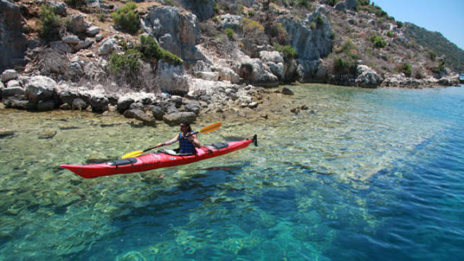 Antalya sahilleri berrak ve temizken, Mersin sahilleri neden bulanık ve kirli?