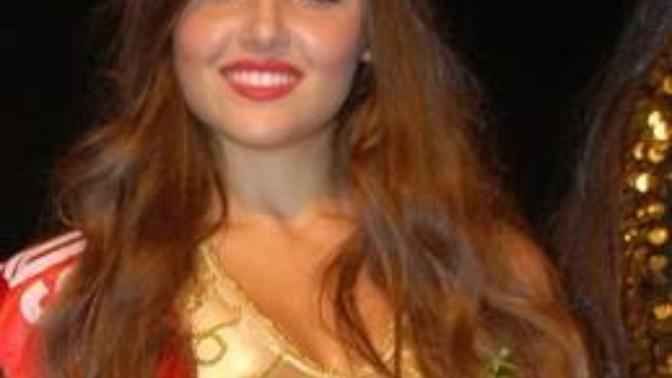 Estetik Güzelimiz Hande Erçel, Artık Gına Gelen Sorulara Son Noktayı Koyalım :) Güzel mi?
