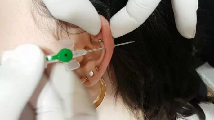 Eczanede kulak deldirme fiyatları