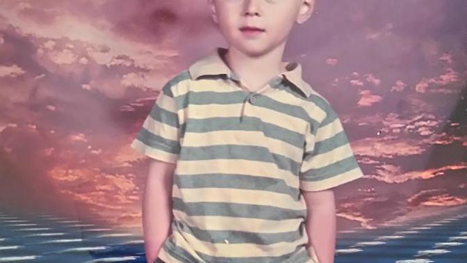 Şu fotoğrafa takke koyabilirmisiniz?