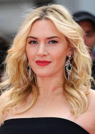 Kate winslet orjinal kızıl degilmiydi?