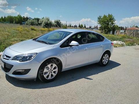 opel astra sedan bu 3 renk arasında öneriniz ne olabilir?