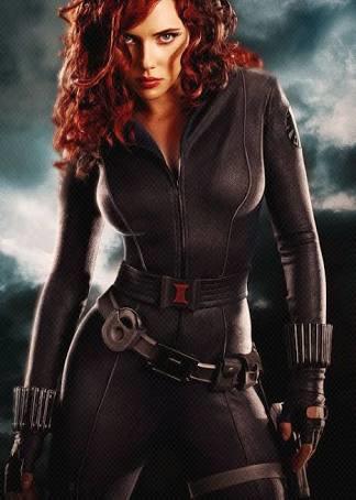 Harley Quinn mi? Black Widow mu?