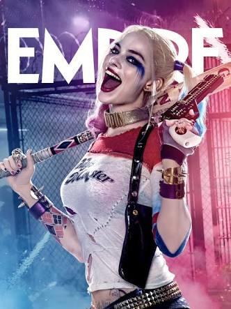 Harley Quinn mi? Black Widow mu?