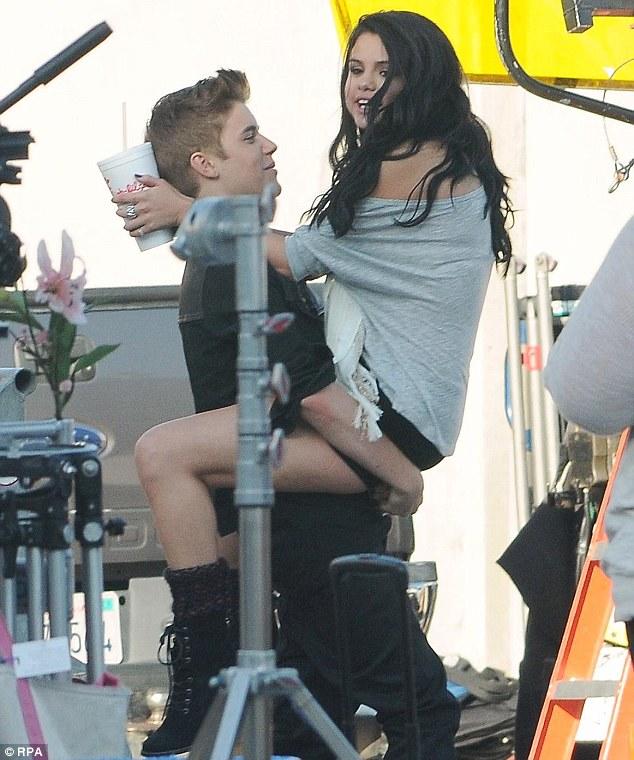 Sizce Justin Bieber gay mi?