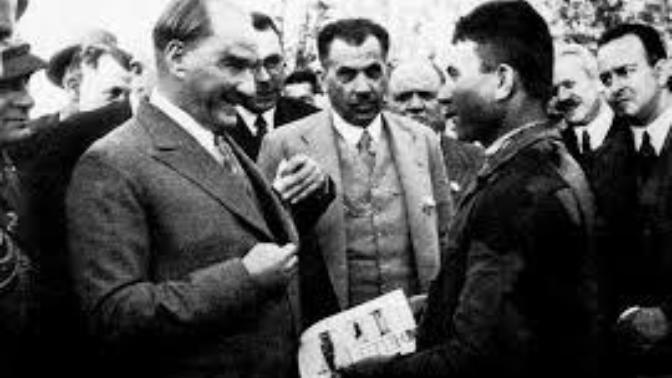 #Atatürk'le tanışmak ister miydiniz? Ona soracağınız sorular olur muydu?