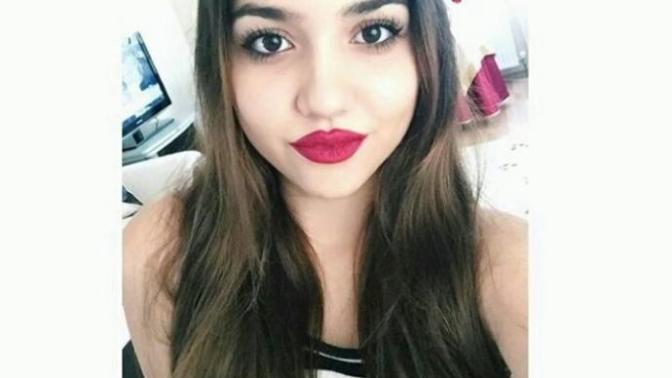 Hande Erçel'in Küçük Versiyonu Çıkmış😭?