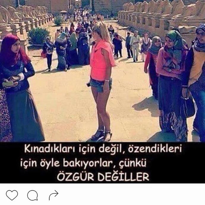 İstediği gibi giyinen kadın özgür müdür, bu fotoda ki söze katılıyor musunuz?