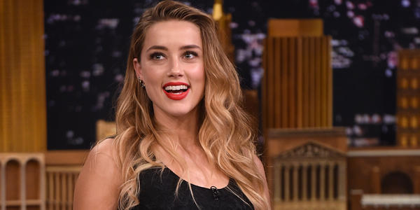 Amber heard mı scarlett johansson mu daha güzel?