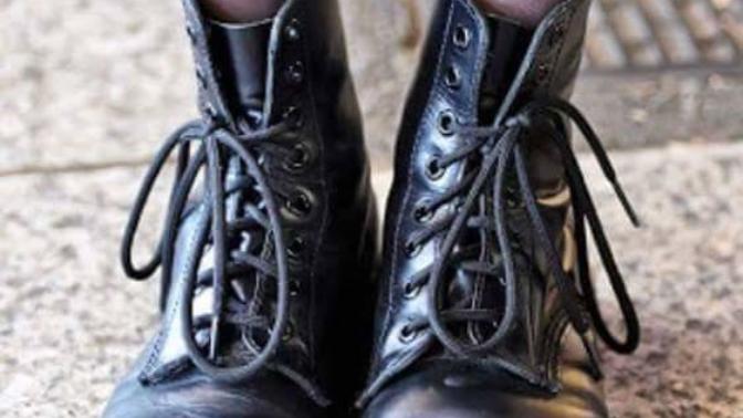 Dr. Martens tarzında botları nerde bulabilirim?