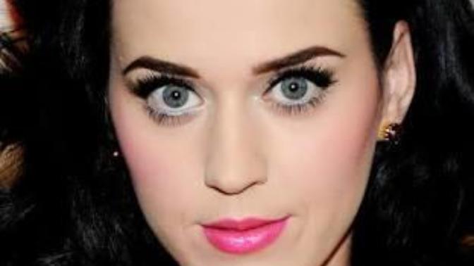 Miley Cyrus mı Katy Perry mi güzel?