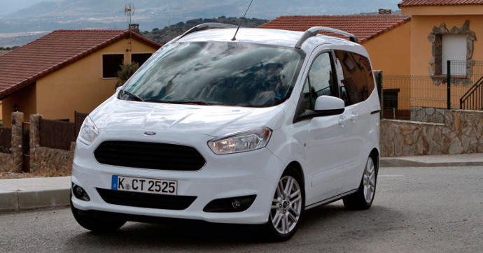 Tourneo courier 2016 alıcam yardım ?