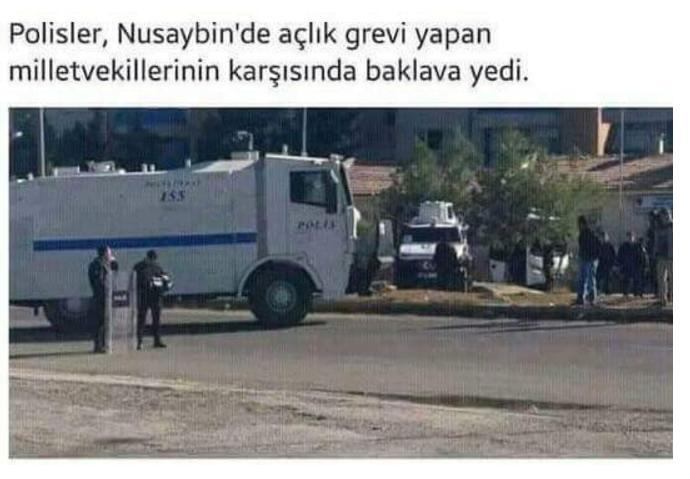 Açlık grevine karşı baklava eylemi haberi hakkında ne düşünüyorsunuz?