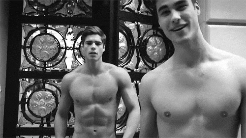 Fit/kaslı erkek vücudu mu kadın vücudu mu daha seksi?
