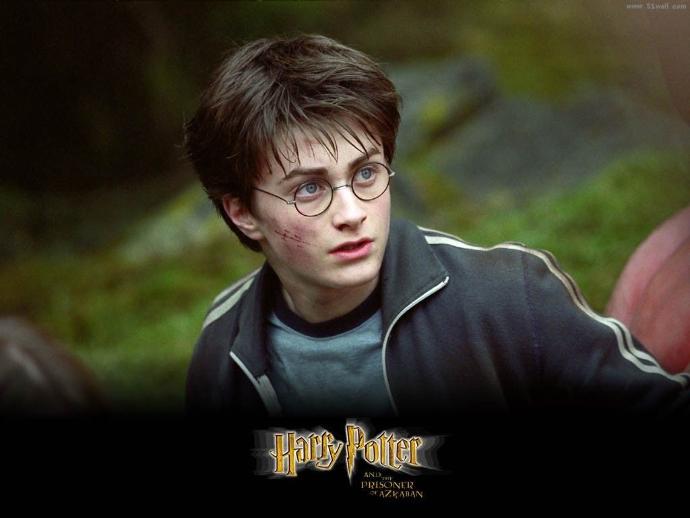 Sizce Harry Potterin Hangi Saç Stilini Yaptırayım? SS Lİ.. ? Özellikle Kızlar Cevaplarsa Sevinirim.. ?