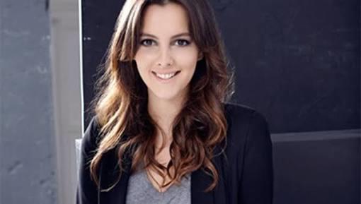 Leyla feray asiri guzel bir kiz degil mi sizce?
