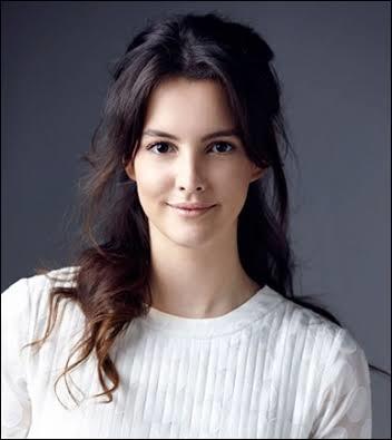 Leyla feray asiri guzel bir kiz degil mi sizce?