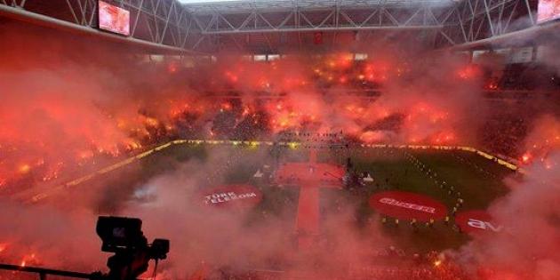 Türkiye nin en iyi tribünü hangisi?