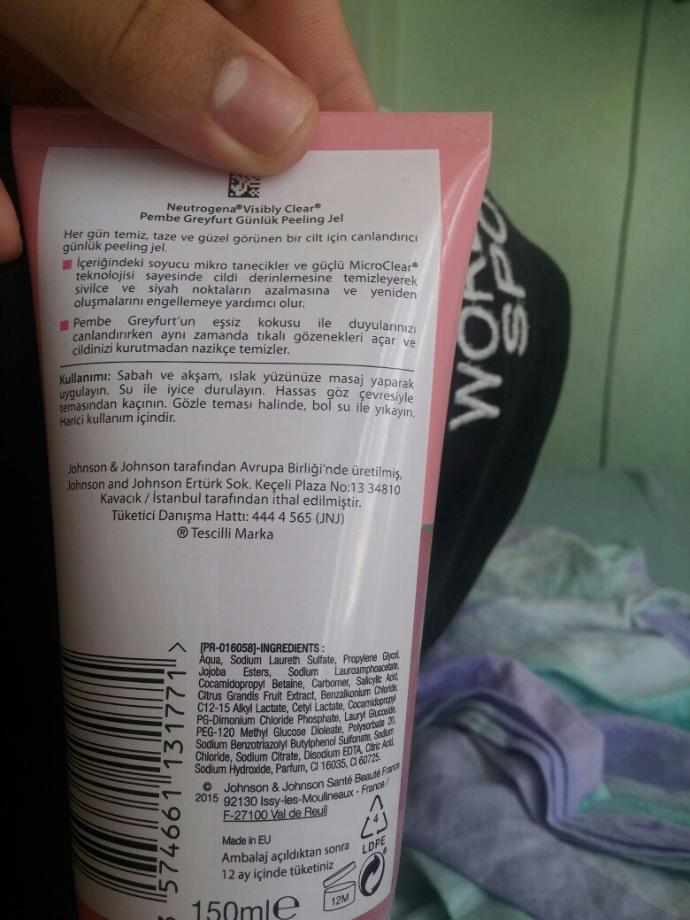 Neutrogena pembe greyfurt günlük peeling jel sivilceler için?