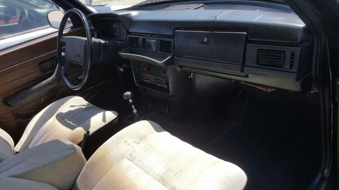 76 model Volvo 244 DL Alınır mı arkadaşlar?
