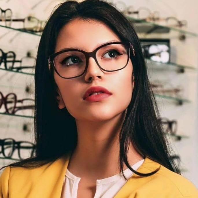 Hangi genç kızımız daha güzel?