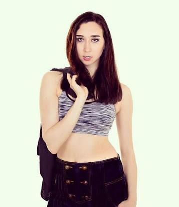 Miss Turkey güzeli Ecem Uzgör bizi Londra'da temsil edecek. Ne düşünüyorsunuz?