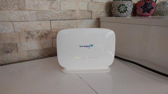 İnternet ışığı yanıp sönüyor, ne yapmalıyım?