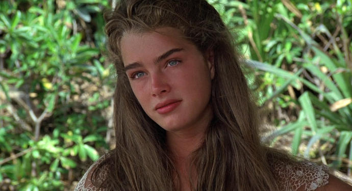 Sizce blue lagoon filmine en çok brooke shields mi yoksa milla jovovich mi daha çok yakışmış hangi kız daha güzel ?