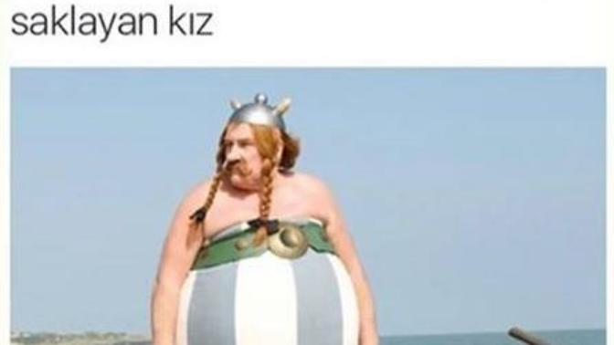 Yüksek bel pantolon giyip göbeğini gizlemeye çalışan kızlar.. Nasıl göründüğünüzü merak ediyorsanız cevap fotoda?