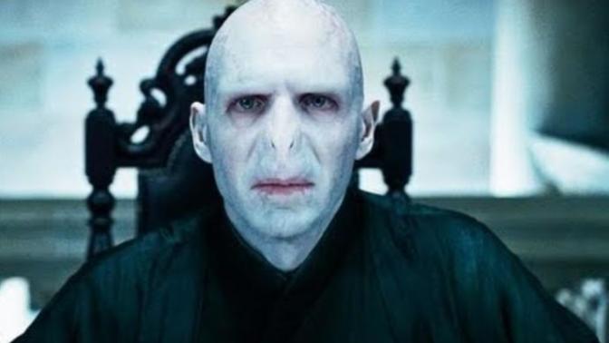 Harry Potter evrenine gitseydiniz Lord Voldemort ile ilişkiniz nasıl olurdu?