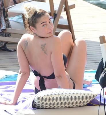 Turk Aile Toplantisinda sikis uake50 com ZB Porn