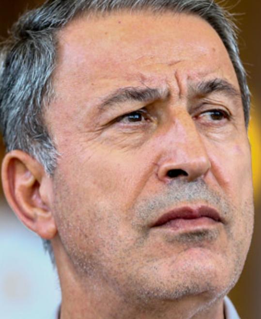 Hulusi Akar çok çekici değil mi?