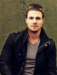 Oliver Queen saç modelini nasıl buluyorsunuz ve nasıl yapılır?