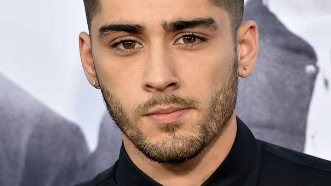 Sizce Fransisco Lachowski mi Zayn mi daha yakışıklı?