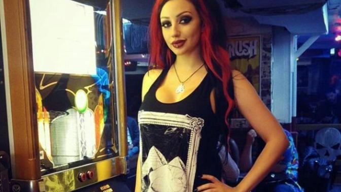 Dani Divine ile Bir Gece Birlikte olmak ya da evlenmek ister miydiniz?