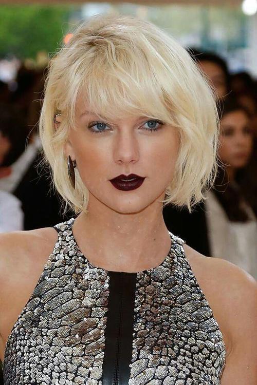 Anket yapıyorum ! Selena Gomez mi Taylor Swift mi?