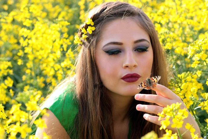 Sarışın kızlar beni çok etkiliyor çok güzeller tatlılar falan, bence diğer kızlara bin basar bunlar sizce :))?
