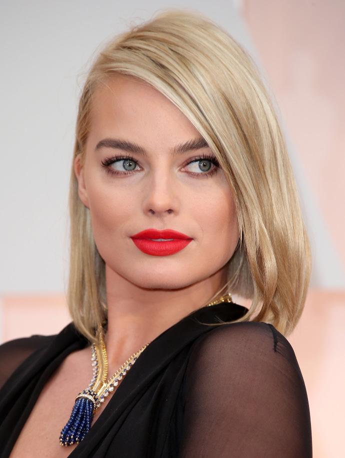 Adriana lima mi margot robbie mi?