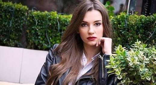 Leyla lydia tugutlu mu daha guzel tuba buyukustun mu?