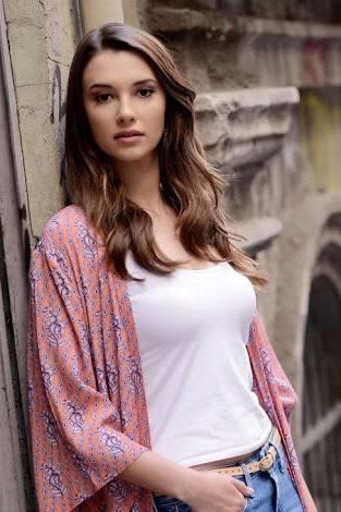 Leyla lydia tugutlu mu daha guzel tuba buyukustun mu?