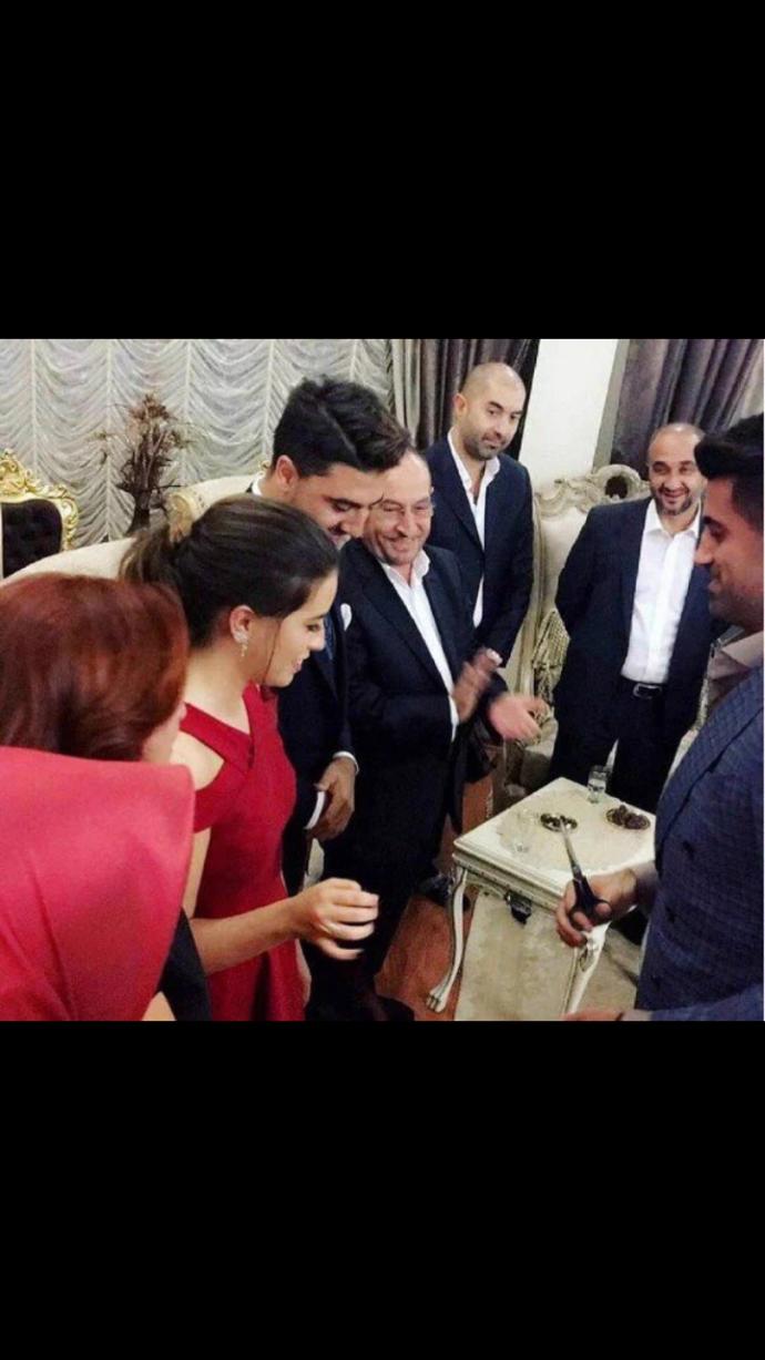 Ozan Tufan nişanlanmış😂?
