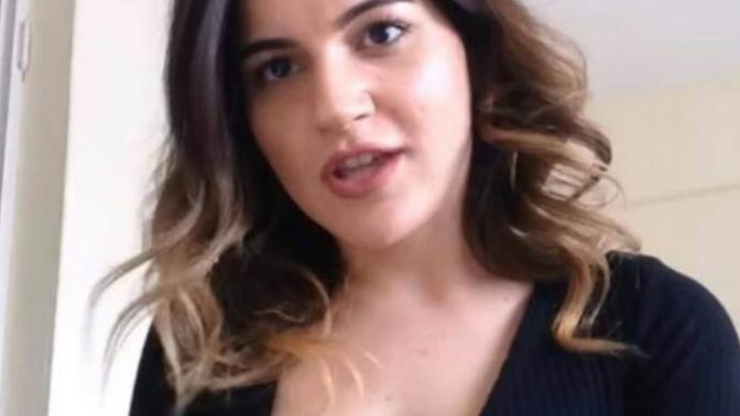 DURU ÖNVER'İN YOUTUBE VİDEOLARINDA DERİN DEKOLTE GİYMESİNİ NASIL BULUYORSUNUZ?